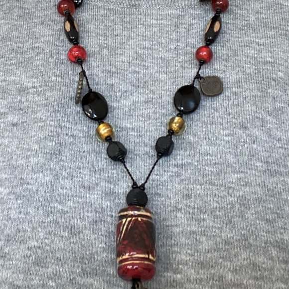 Handmade Beaded Necklace - Picture 2 of 3